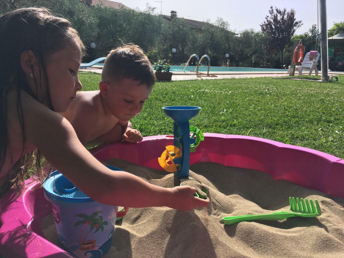 Le Coccole Del Trasimeno Pensionat Tuoro sul Trasimeno Eksteriør billede